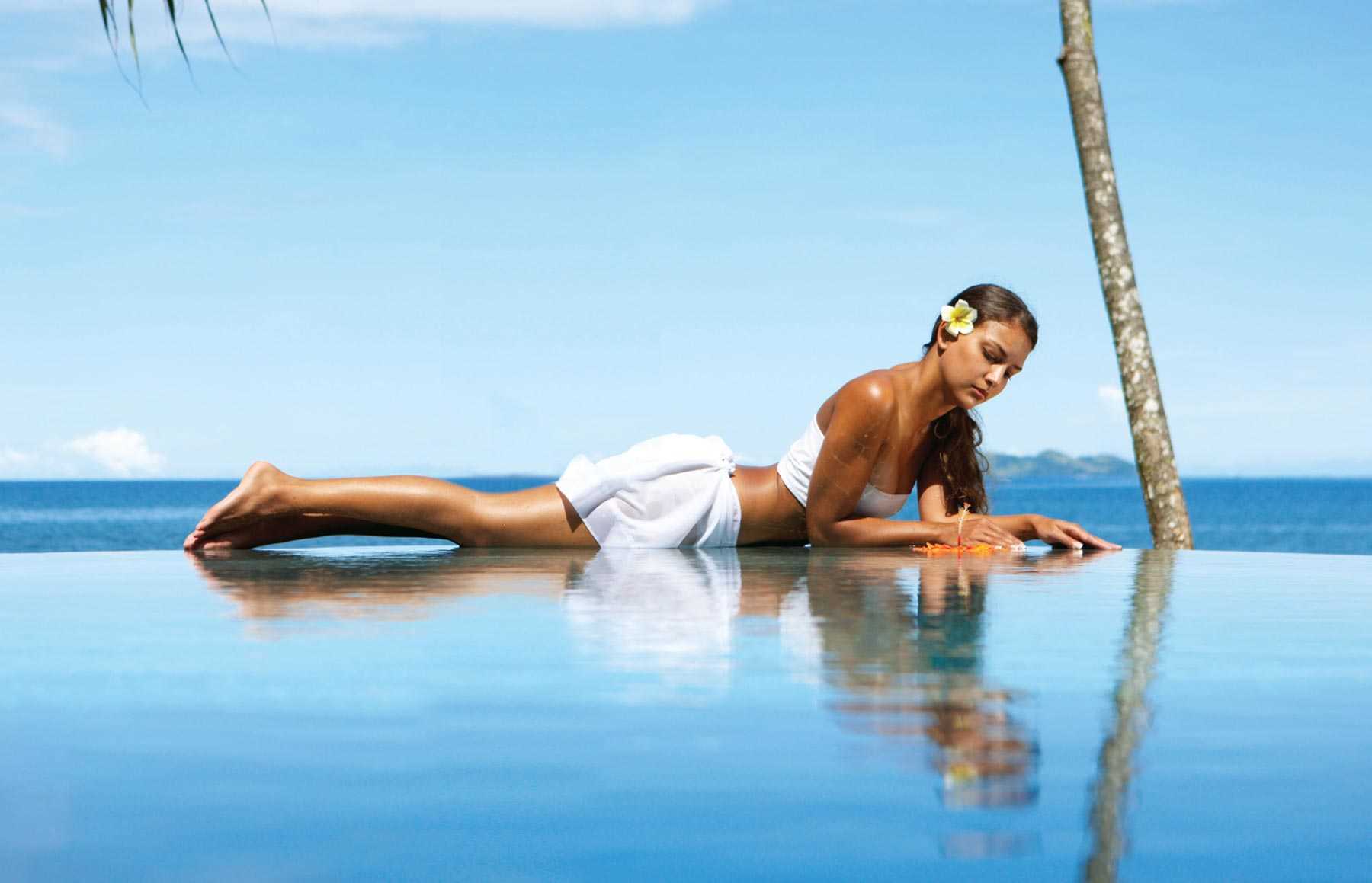 Pure Fiji Girl at Water